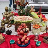 دیزاین دکور شب یلدا حکاکی هندوانه میوه آرایی عروس