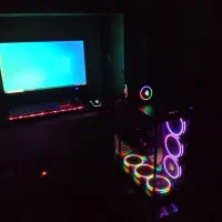 کامپیوتر گیمینگ تکمیل نو با تجهیزات