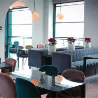 استخدام مدیر داخلی در یک کافی شاپ برند(اآقا)