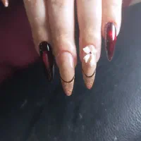 تخفیف کاشت ناخن ۲۹۰