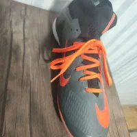 کفش فوتبال و سالن air zoom در حد نو|کیف، کفش، کمربند|اصفهان, باغ دریاچه|دیوار