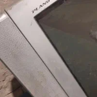 تلوزیون قدیمی ۲۱ اینچ