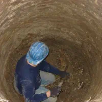 مقنی چاه کن فاضلاب و چاله  انباری چاه