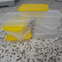 قلیان و ظرف درب دار پلاستیکی