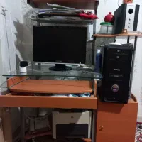 مانییتور ، کیس ،اسپیکر + میز کامپیوتر|رایانه رومیزی|سمنان, |دیوار