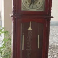ساعت ایستاده
