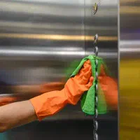 نظافتچی  نظافت  منزل   حرفه‌ای