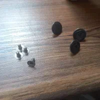 دکمه همراه بامیخ پرچ
