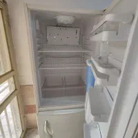 یخچال نیمه فریزر سالم