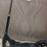 اسکوتر ۷۵۰|دوچرخه، اسکیت، اسکوتر|پرند, فاز ۶|دیوار