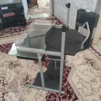 میز کامپیوتر یا لپ تاب