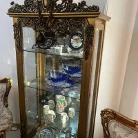 ویترین ۴طبقه کاملا سالم