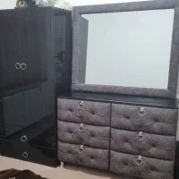 کمد و دراور آینه