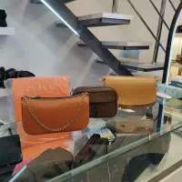 کفش زیر قیمت به دلیل جمع اوری|کیف، کفش، کمربند|شیراز, شهرک استقلال|دیوار