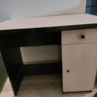 میز،تحریر سفید و مشکی