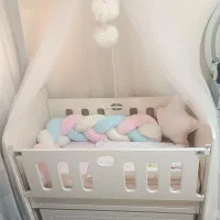 تخت کودک  هم حالت ثابت هست هم حالت ننو  فروش به