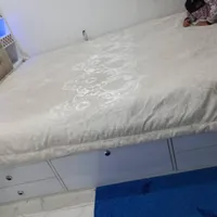 سرویس خواب|تخت و سرویس خواب|ری, |دیوار