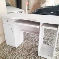 میز کامپیوتر سالم