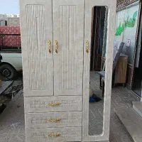 کمد لباس سه درب مدل خطی کرم سنگی با چک 6ماه