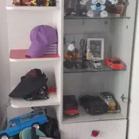 ویترین اسباب‌بازی وتخت