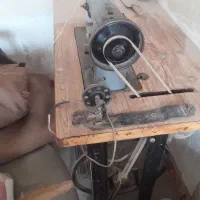 فروش چرخ خیاطی سینگر سالم با میز|چرخ خیاطی و ریسندگی|زارچ, |دیوار