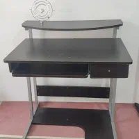 میز تحریر سالم