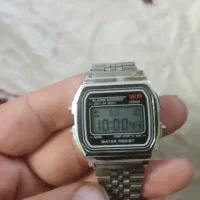 ساعت مچی کاسیو درجه یک زنگ خور آلارم داره