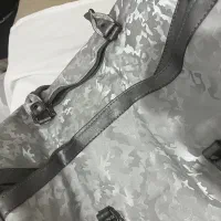 ساک ورزشی و مسافرتی|کیف، کفش، کمربند|پرند, فاز ۶|دیوار