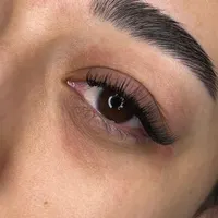 اکستنشن مژه لیفت ولمینت ابرو مژه|خدمات آرایشگری و زیبایی|اراک, |دیوار