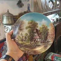 بشقاب های دیوارکوب قدیمی