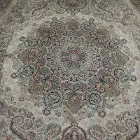 قالی ۱۲متری۳عدد نگین طلایی مشهد