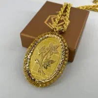 یک قطعه پلاک‌ طلا پیدا کرم|اشیا|قم, چهل درخت‎|دیوار