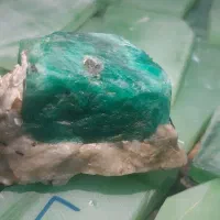 گوهر سنگ زمرد پنجشیر ۴۰۰ قیراتی کمیاب|جواهرات|تهران, سید خندان (جلفا)|دیوار