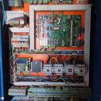 سیم کشی و کارهای فنی خرده کاری با درل و فرز و جوش