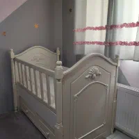 تخت نوزاد