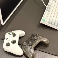 دسته بازی مناسب pc xbox   با دانگل  و rgb دار