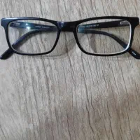 چارچوب کاملا سالم عینک طبی