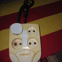 کابل برق سه فازبایک عددمخافظ یغچال وتلویزیون