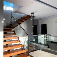 اجرای حرفه ای نرده شیشه ای