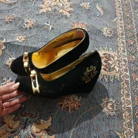 کفش زیبا