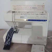 چرخ خیاطی همراه میز