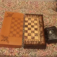 تخته نرد و شطرنج و پاسور و قلیان