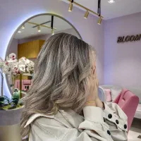 رنگ ومش‌و کراتین‌ با بهترین قیمت هاو‌کیفیت ها|خدمات آرایشگری و زیبایی|تهران, تهران پارس|دیوار