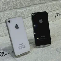 اپل iPhone 4s با حافظهٔ ۱۶ گیگابایت