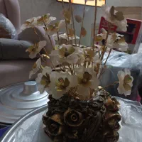 گل به همراه گلدان