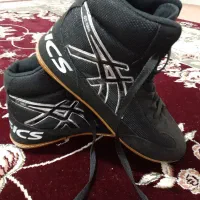 کفش کشتی ۴۰