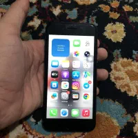 گوشی آیفن se 2020