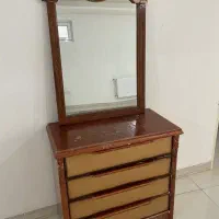 دراور چوبی ( میز آرایش) با آینه