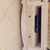 میز تلویزیون درحدنو ۲/۵۰۰/۰۰۰تومان|میز تلویزیون|اصفهان, خانه اصفهان|دیوار
