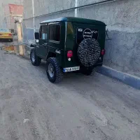 یک دستگاه جیپ توسن کروک